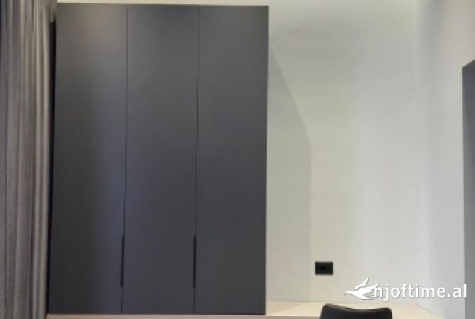 Shtepi me qera Apartament ne Tirane, 1+1, Mobilimi E mobiluar, Pagesa 550  Euro.