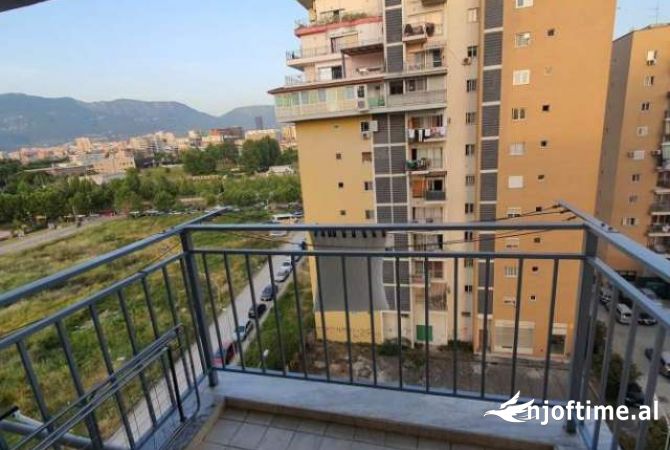 Shtepi me qera Apartament ne Tirane, 1+1, Mobilimi E mobiluar, Pagesa 450  Euro.
