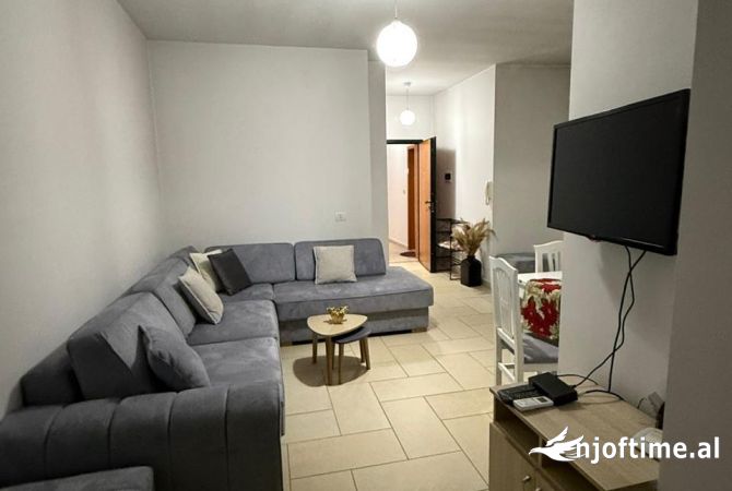 Shtepi me qera 1+1 ne Tirane - 600 Euro