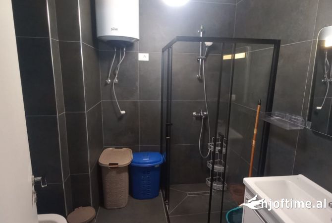Shtepi me qera Apartament ne Tirane, 1+1, Mobilimi E mobiluar, Pagesa 650  Euro.