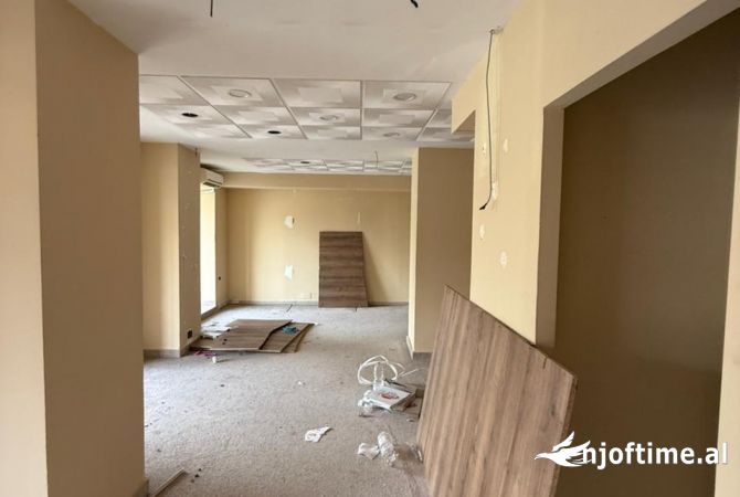Ambient biznesi ne shitje 1+1 ne Tirane - 755,000 Euro