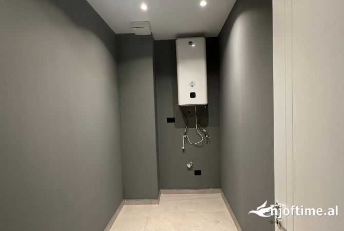 Apartment for sale in Tirana 1+1, Emty