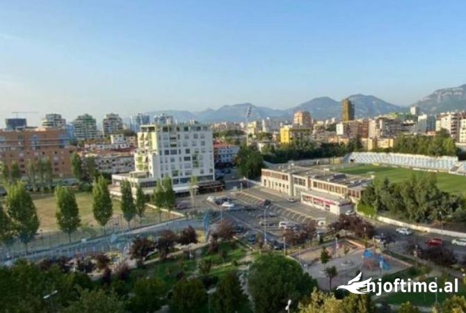 Ambient biznesi me qera 3+1 ne Tirane - 4,500 Euro