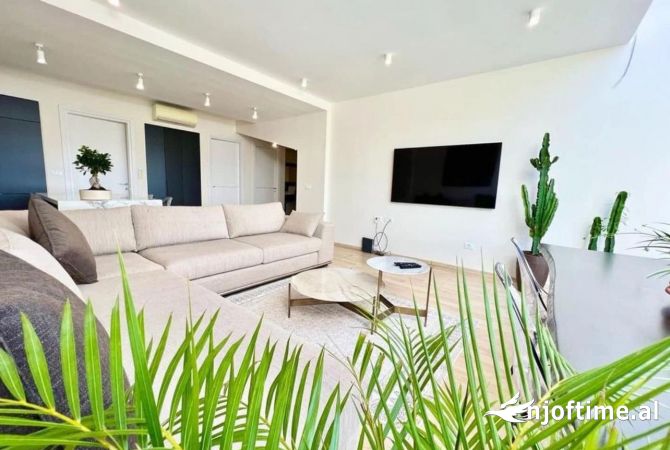 Shtepi ne shitje Apartament ne Tirane, 2+1, Mobilimi E mobiluar, Pagesa 370,000  Euro.