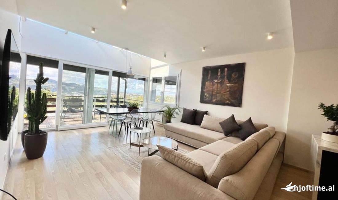 Shtepi ne shitje Apartament ne Tirane, 2+1, Mobilimi E mobiluar, Pagesa 370,000  Euro.