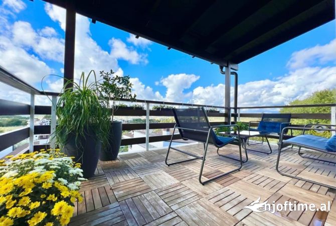 Shtepi ne shitje Apartament ne Tirane, 2+1, Mobilimi E mobiluar, Pagesa 370,000  Euro.