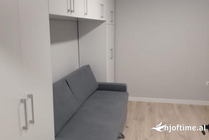 Shtepi me qera Garsoniere ne Tirane - 400 Euro