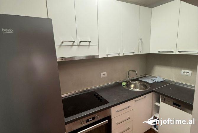 Shtepi me qera Apartament ne Tirane, 1+1, Mobilimi E mobiluar, Pagesa 600  Euro.