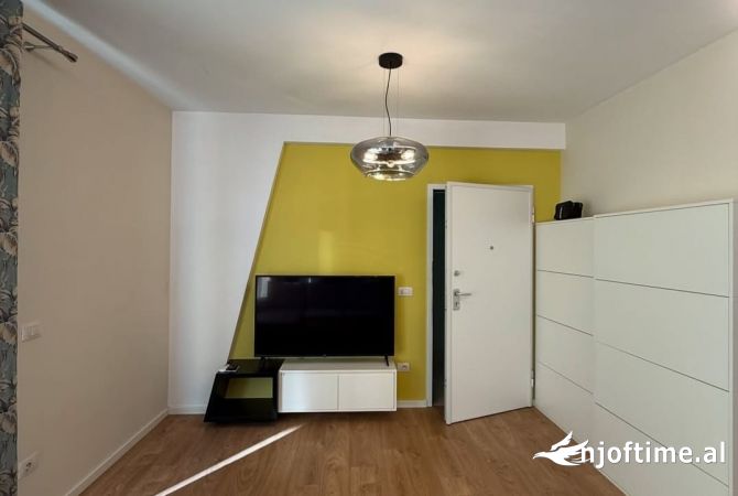 Shtepi me qera Apartament ne Tirane, 1+1, Mobilimi E mobiluar, Pagesa 750  Euro.