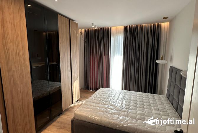 Shtepi me qera 3+1 ne Tirane - 3,000 Euro