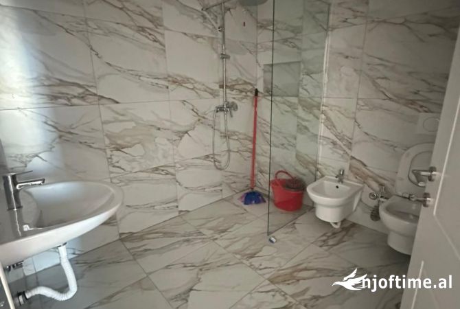 Apartment for sale in Tirana 2+1, Emty