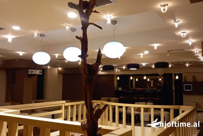 📢Shitet Hotel 4-Kateshe ne Divjake Sip: 1200 m2🔑