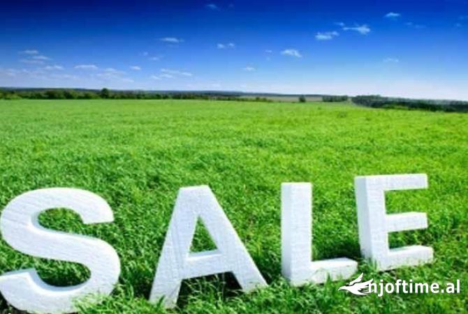 Truall ose Toke  ne Tirane - 450,000 Euro