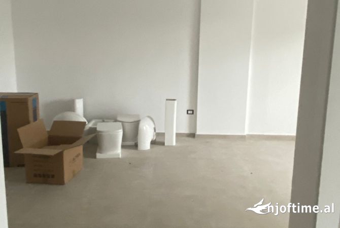 📢Jepet Apartament 1+1 me Qira per Zyra te FUSHA AVIACIONIT 75 m2🔑