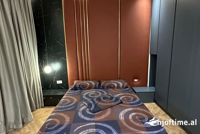 Shtepi me qera 2+1 ne Tirane - 1,500 Euro