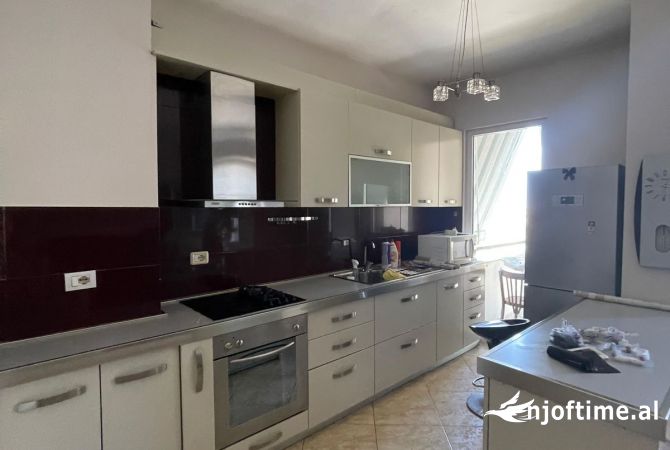 Shtepi ne shitje 2+1 ne Tirane - 165,000 Euro