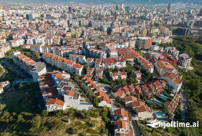 Ambient biznesi me qera 3+1 ne Tirane - 7,000 Euro