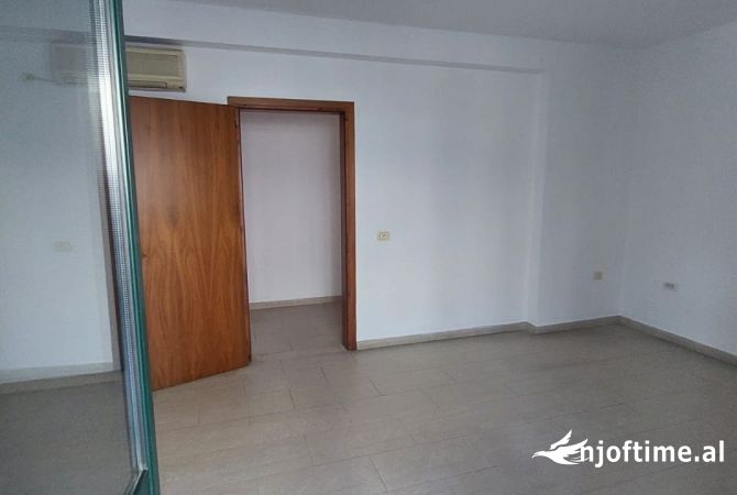 📢Jepet Ambient per Zyra me Qira ne Brryl, Tirane, 230 m2🔑