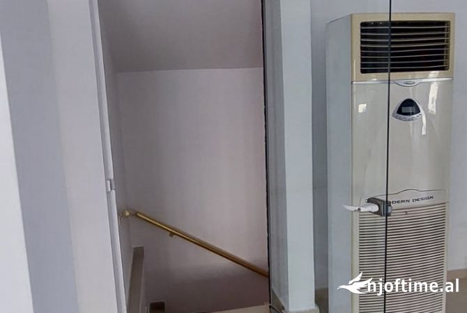 📢Jepet Ambient per Zyra me Qira ne Brryl, Tirane, 230 m2🔑