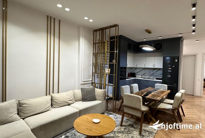 Shtepi me qera Apartament ne Tirane, 2+1, Mobilimi E mobiluar, Pagesa 1,200  Euro.