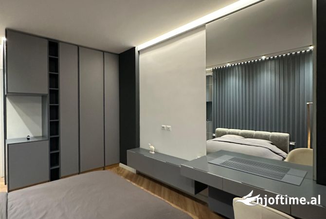 Shtepi me qera Apartament ne Tirane, 2+1, Mobilimi E mobiluar, Pagesa 1,200  Euro.