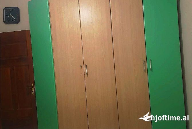 Shtepi me qera 3+1 ne Tirane - 1,200 Euro