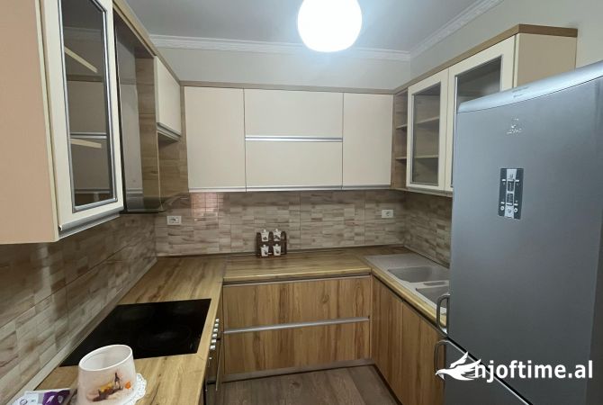 Shtepi ne shitje 2+1 ne Tirane - 156,000 Euro