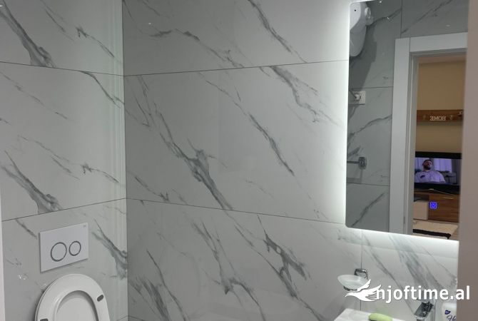 Shtepi me qera Apartament ne Tirane, 1+1, Mobilimi E mobiluar, Pagesa 1,000  Euro.