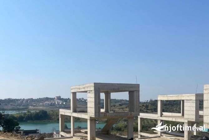 Shtepi ne shitje 4+1 ne Tirane - 570,000 Euro