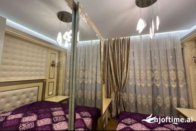 Shtepi me qera Apartament ne Tirane, 3+1, Mobilimi E mobiluar, Pagesa 1,600  Euro.