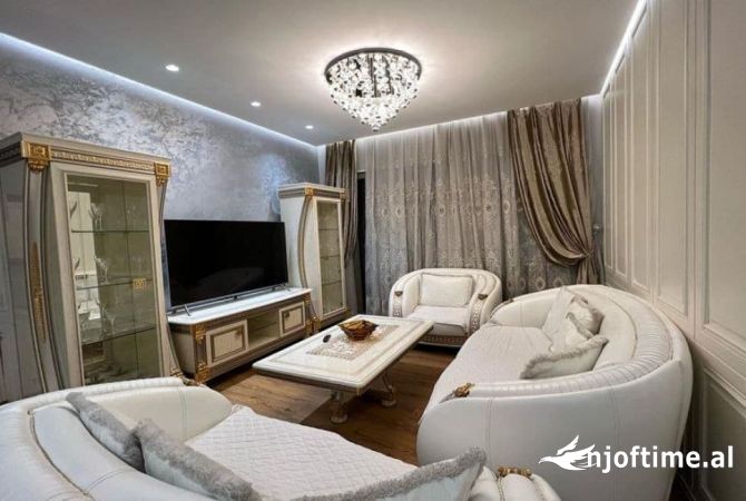 Shtepi me qera 3+1 ne Tirane - 1,600 Euro
