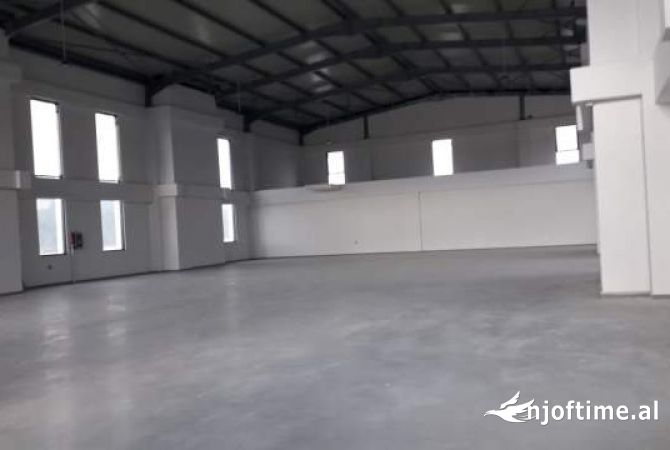 📣Jepet Kapanon Industrial 2-Kateshe me Qira ne Vaqarr🔑