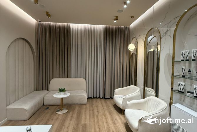 Ambient biznesi me qera 3+1 ne Tirane - 1,500 Euro