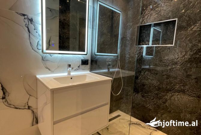 Shtepi me qera Apartament ne Tirane, 1+1, Mobilimi E mobiluar, Pagesa 600  Euro.