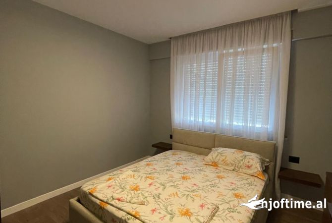 Shtepi me qera Apartament ne Tirane, 1+1, Mobilimi E mobiluar, Pagesa 600  Euro.