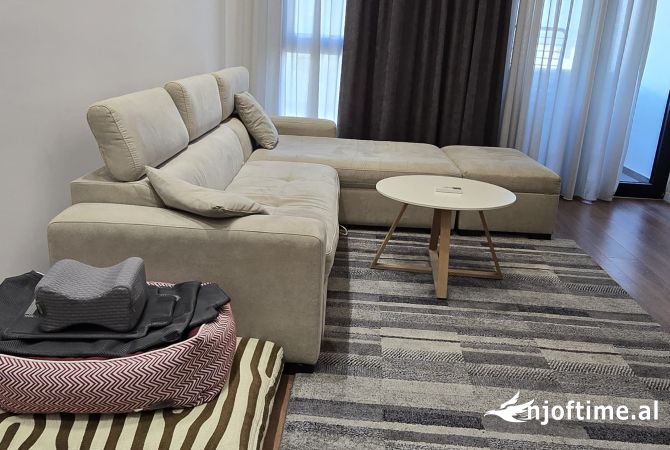 Shtepi me qera Apartament ne Tirane, 1+1, Mobilimi E mobiluar, Pagesa 750  Euro.