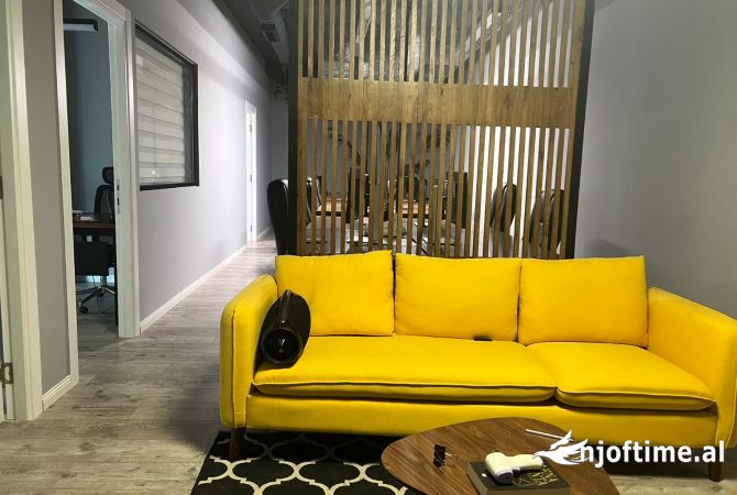 Ambient biznesi me qera 3+1 ne Tirane - 1,700 Euro