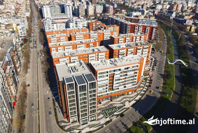 Ambient biznesi me qera 3+1 ne Tirane - 2,500 Euro