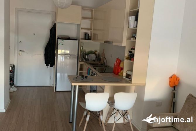 Shtepi me qera Apartament ne Tirane, 1+1, Mobilimi E mobiluar, Pagesa 550  Euro.