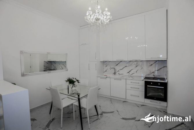 Shtepi me qera 1+1 ne Tirane - 850 Euro