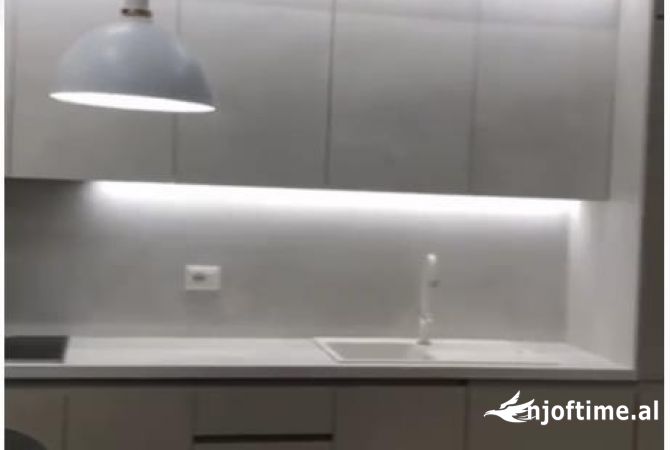 Shtepi me qera Apartament ne Tirane, 1+1, Mobilimi E mobiluar, Pagesa 800  Euro.