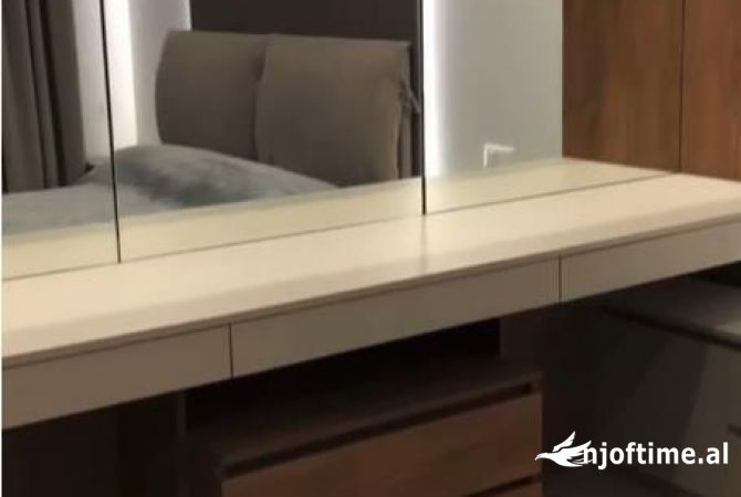 Shtepi me qera Apartament ne Tirane, 1+1, Mobilimi E mobiluar, Pagesa 800  Euro.