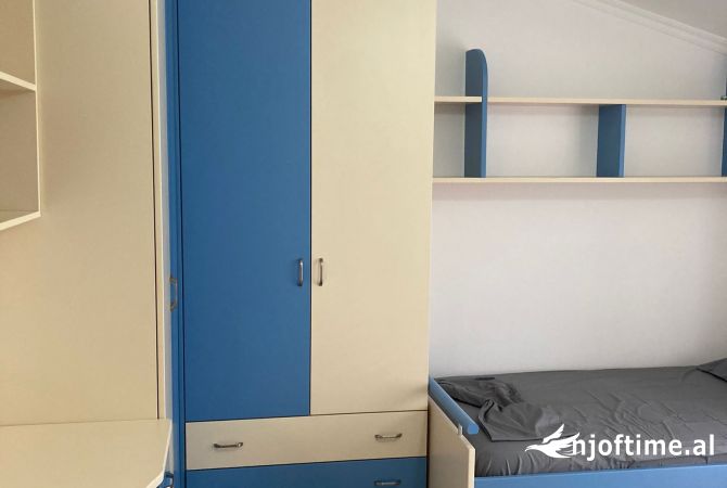 Shtepi me qera Shtepi Private ne Tirane, 2+1, Mobilimi E mobiluar, Pagesa 500  Euro.