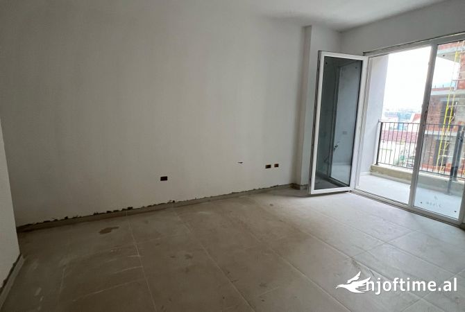 Shtepi ne shitje 1+1 ne Tirane - 66,000 Euro