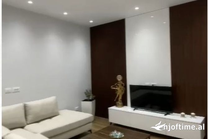 Shtepi me qera 1+1 ne Tirane - 800 Euro