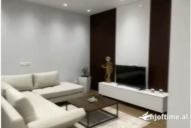 Shtepi me qera 1+1 ne Tirane - 800 Euro
