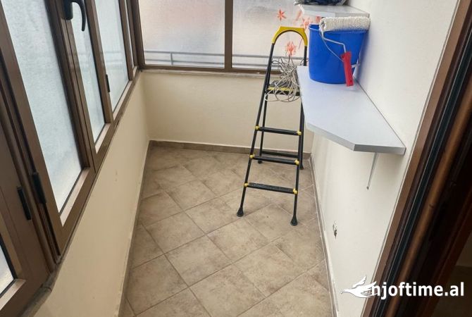 📣Jepet me qira zyre te rruga e Barrikadave; sip: 127 m2🔑