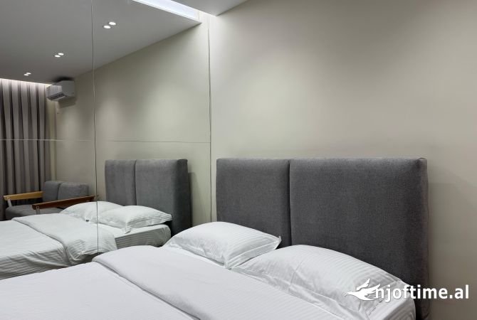 Shtepi ne shitje Apartament ne Tirane, 1+1, Mobilimi E mobiluar, Pagesa 184,000  Euro.