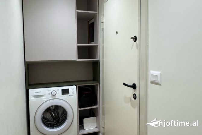 Shtepi ne shitje Apartament ne Tirane, 1+1, Mobilimi E mobiluar, Pagesa 184,000  Euro.