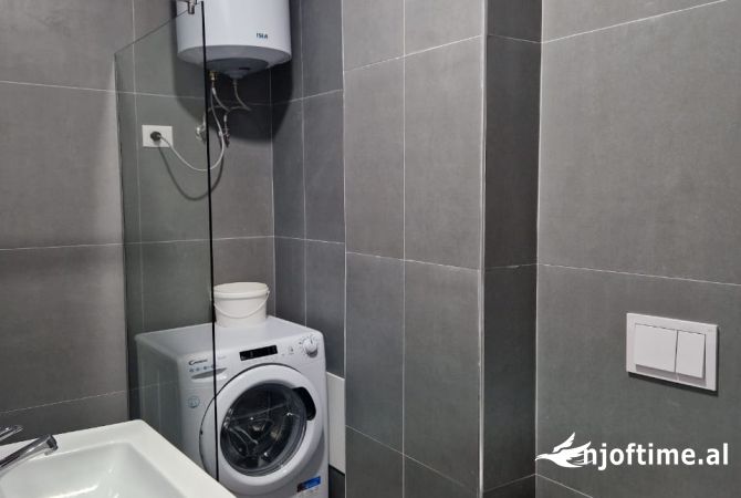 Shtepi me qera Apartament ne Tirane, 1+1, Mobilimi E mobiluar, Pagesa 600  Euro.